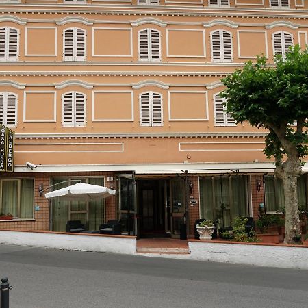 Hotel Casa Rossa Montecatini Terme Exteriör bild
