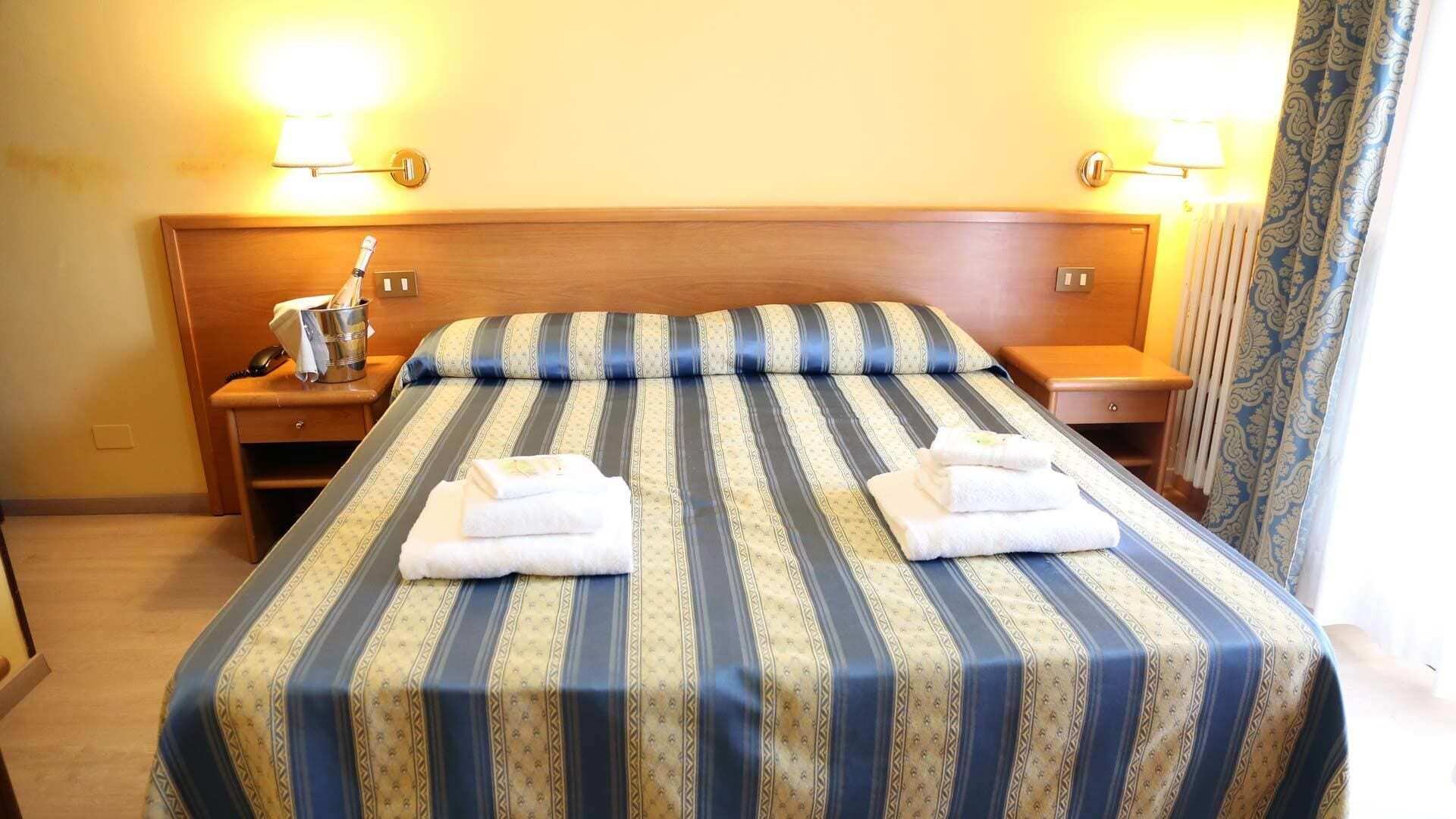 Hotel Casa Rossa Montecatini Terme Exteriör bild