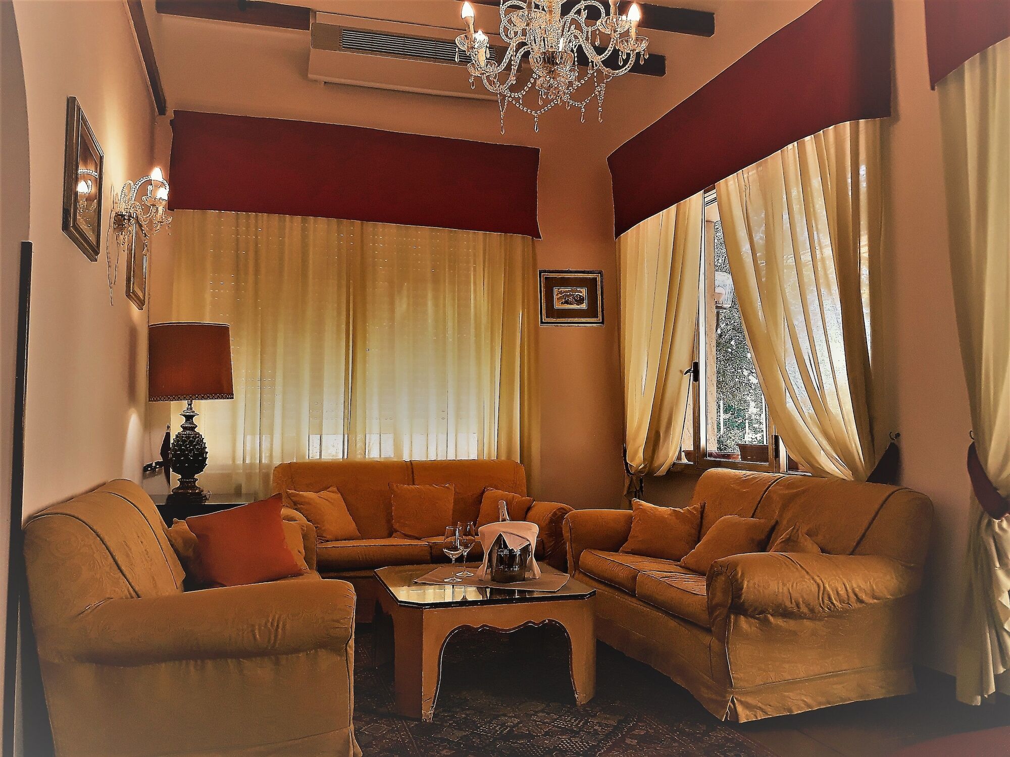 Hotel Casa Rossa Montecatini Terme Exteriör bild